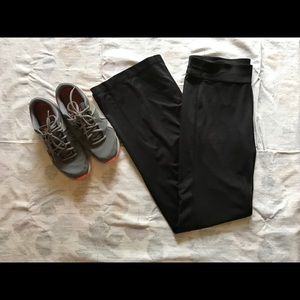 Women’s Yoga Pants -black